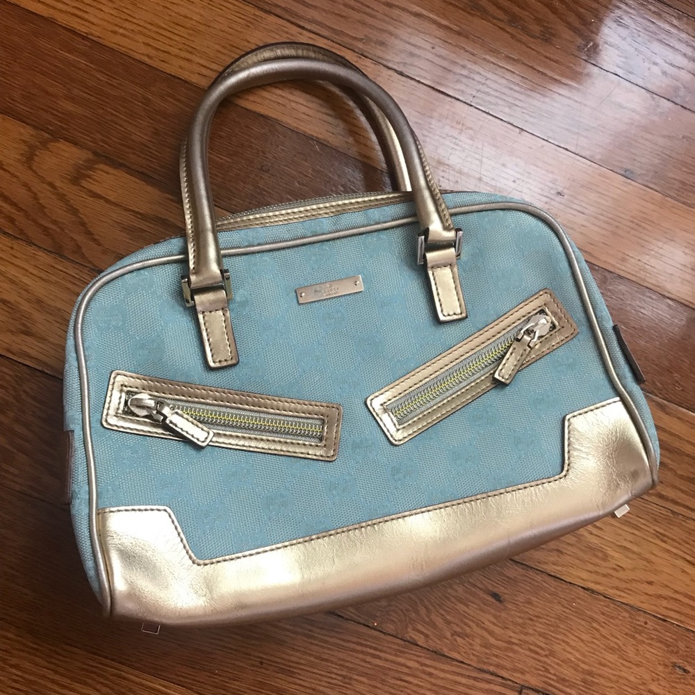 Vintage Gucci Turquoise and Gold Logo Pocketbook